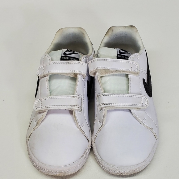 Nike Court Royale Toddler Size 10C Sneakers Walkers Casual Activewear School Whi - Picture 2 of 7
